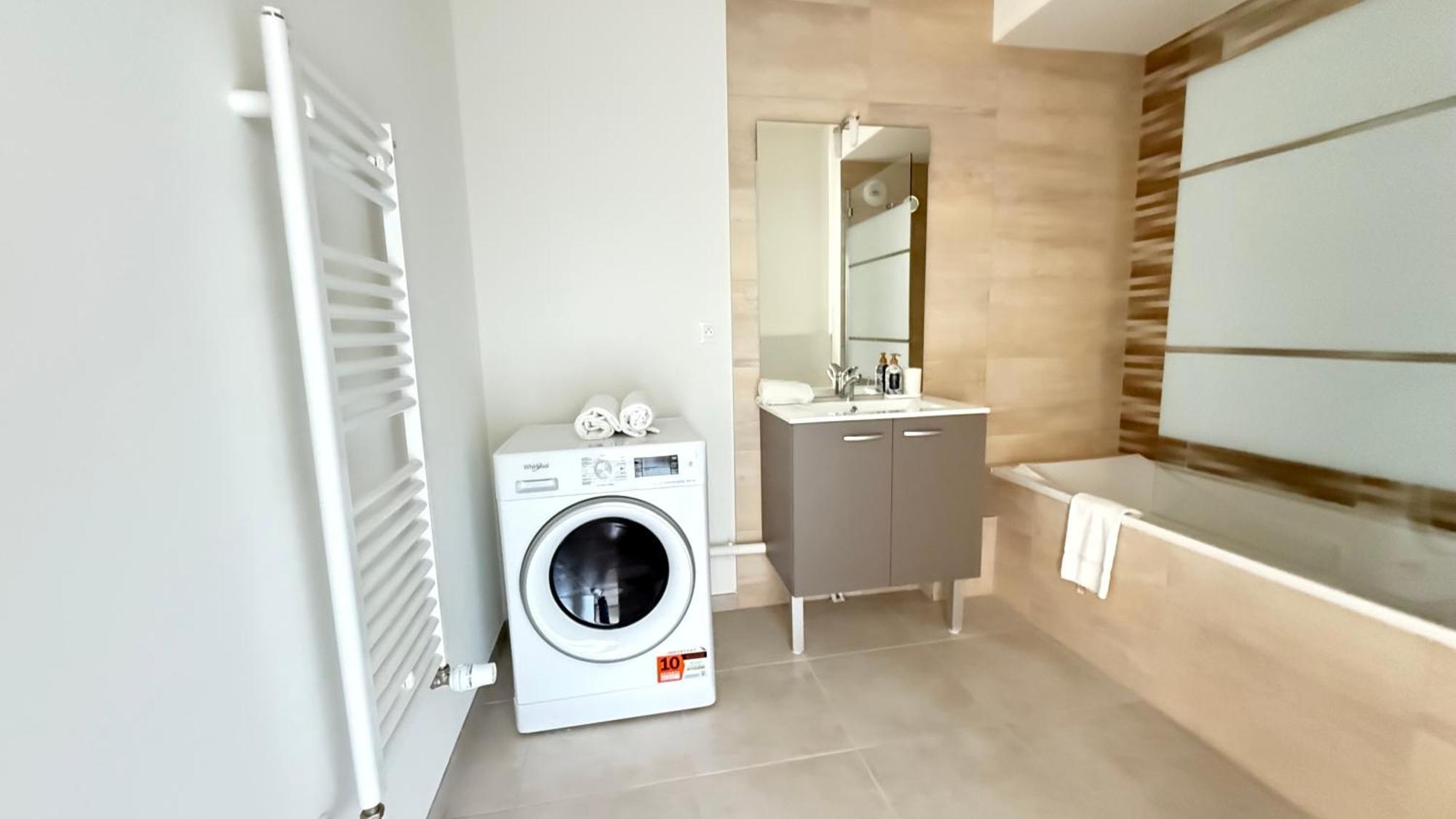Appartement Le 72 Contemporain - Les Arenes